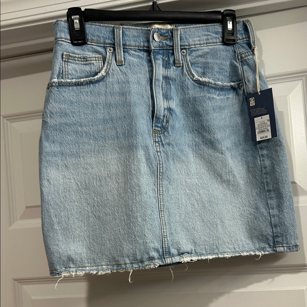 Universal Thread Light Blue Denim Pencil Skirt